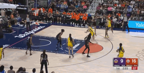WNBA比赛战报：邦纳16分7篮板 李月汝11分2篮板2助攻 阳光79-70火花